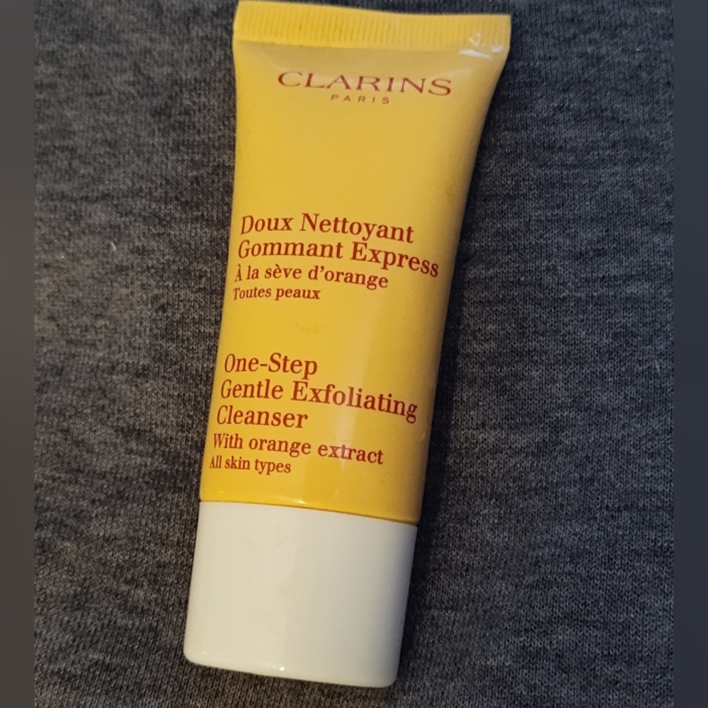 NEW! CLARINS PARIS Exfoliating Cleanser 1oz